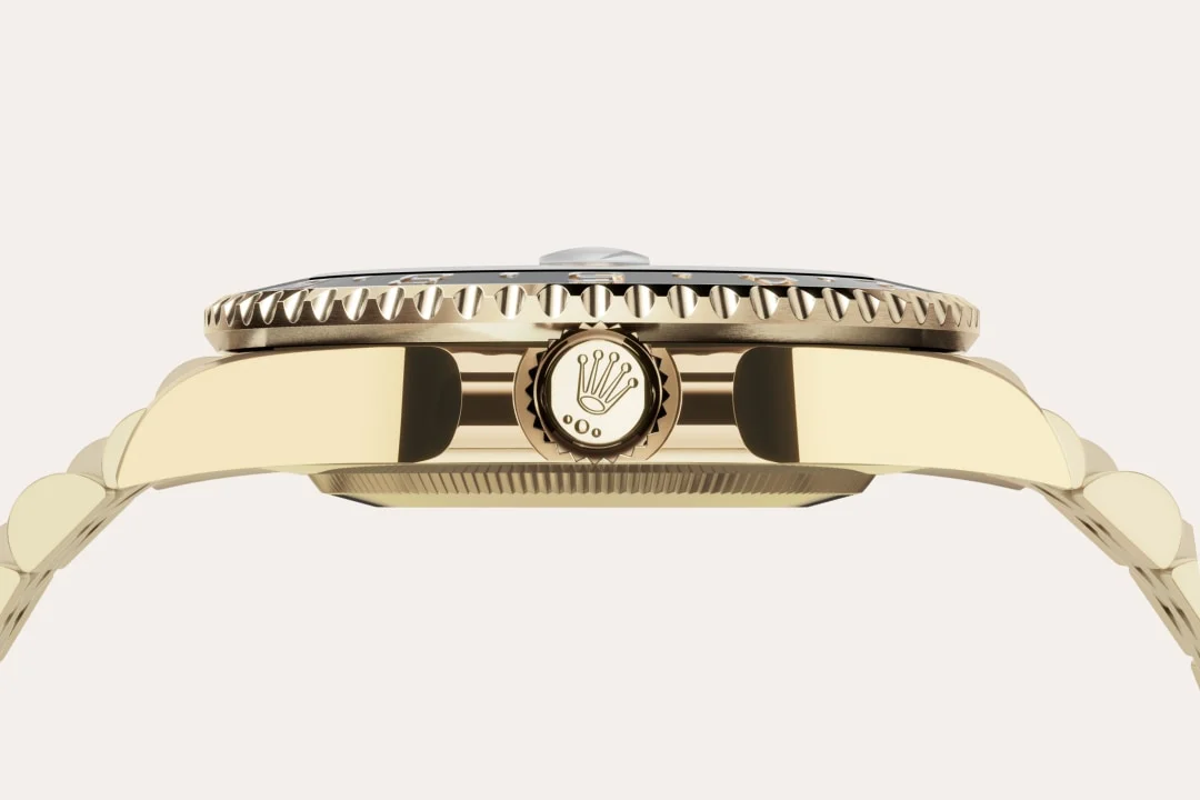 Rolex GMT-Master II - 18 ct yellow gold