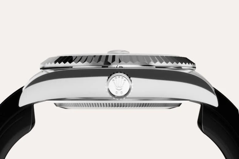 Rolex Sky-Dweller - 18 ct white gold