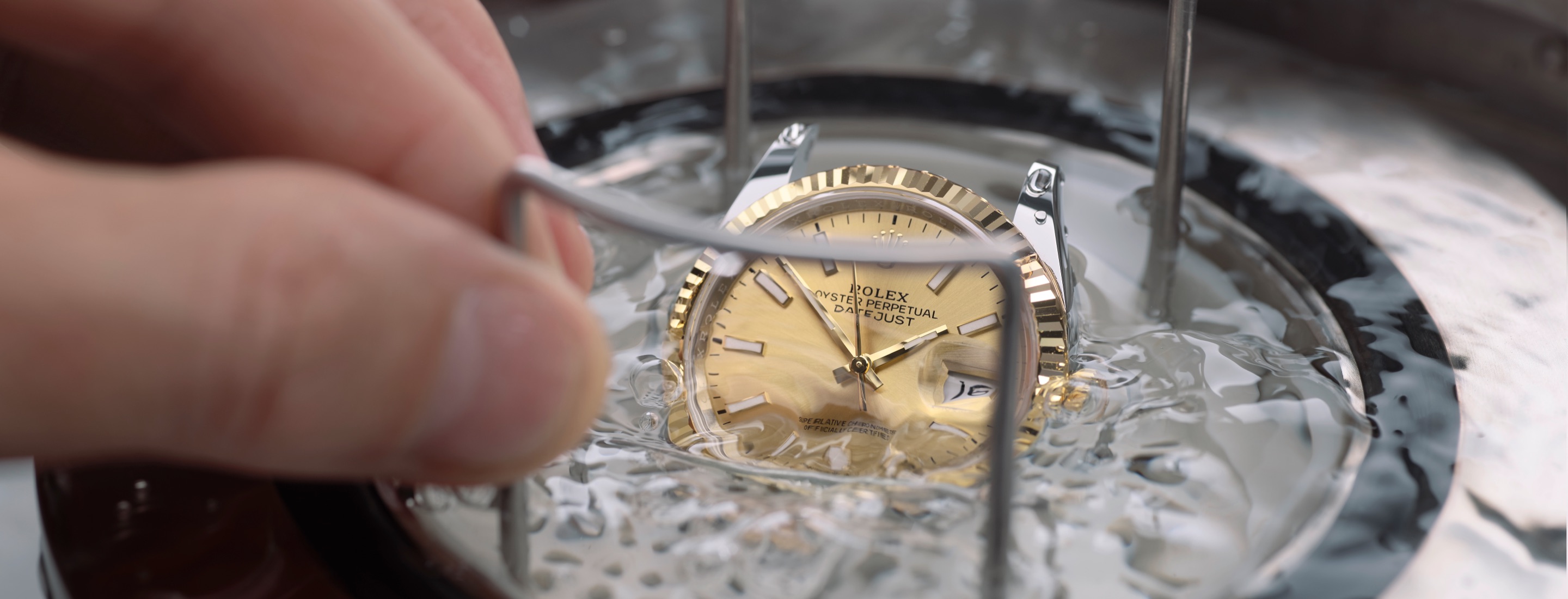 The Rolex servicing procedure step